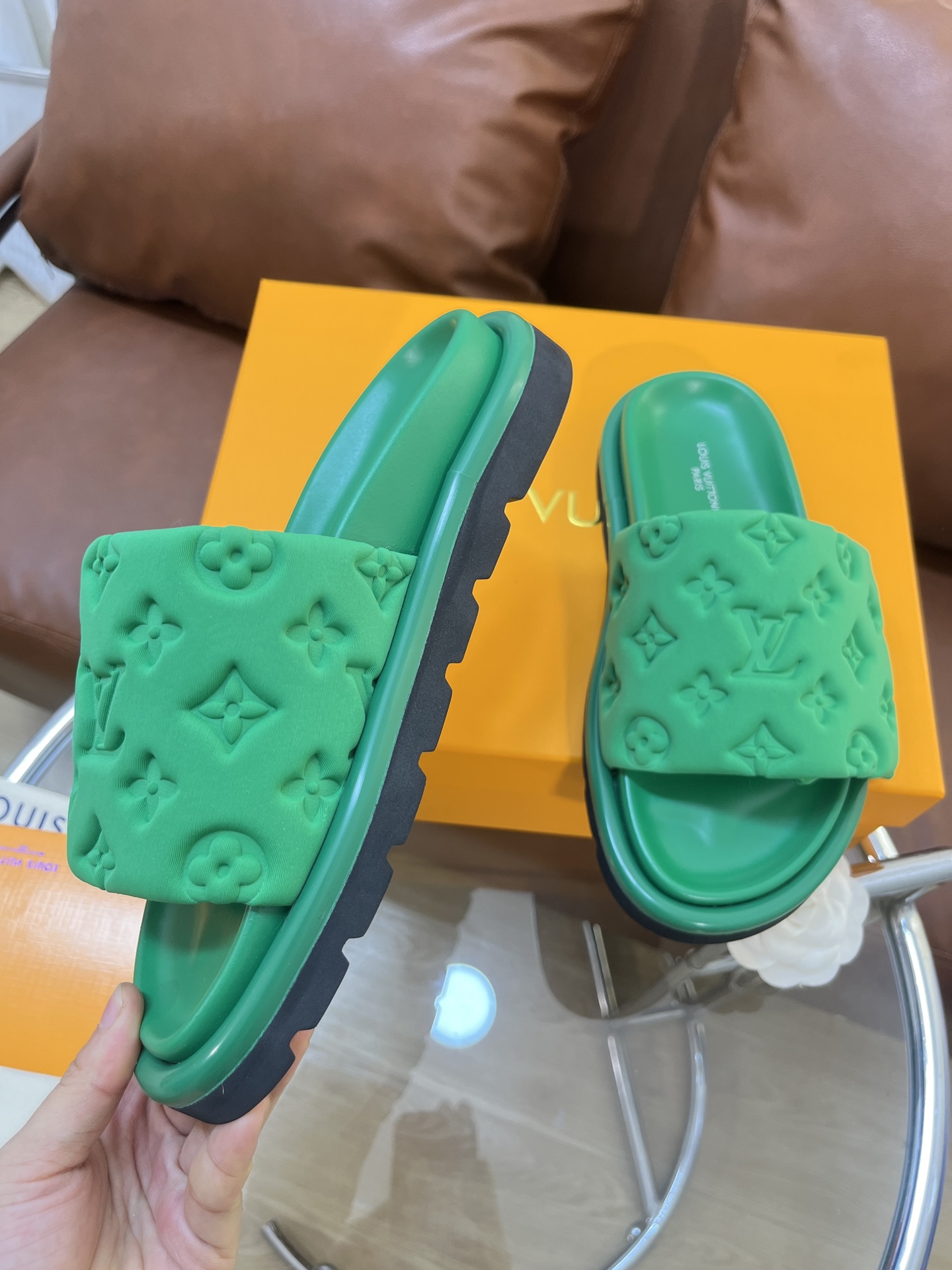 LOUIS VUITTON SLIDES