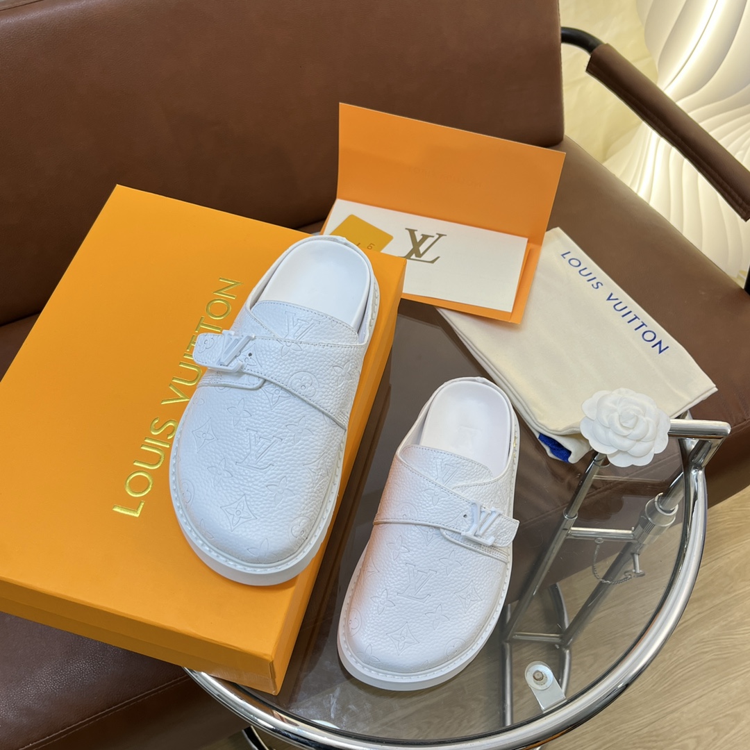 LOUIS VUITTON SLIDES