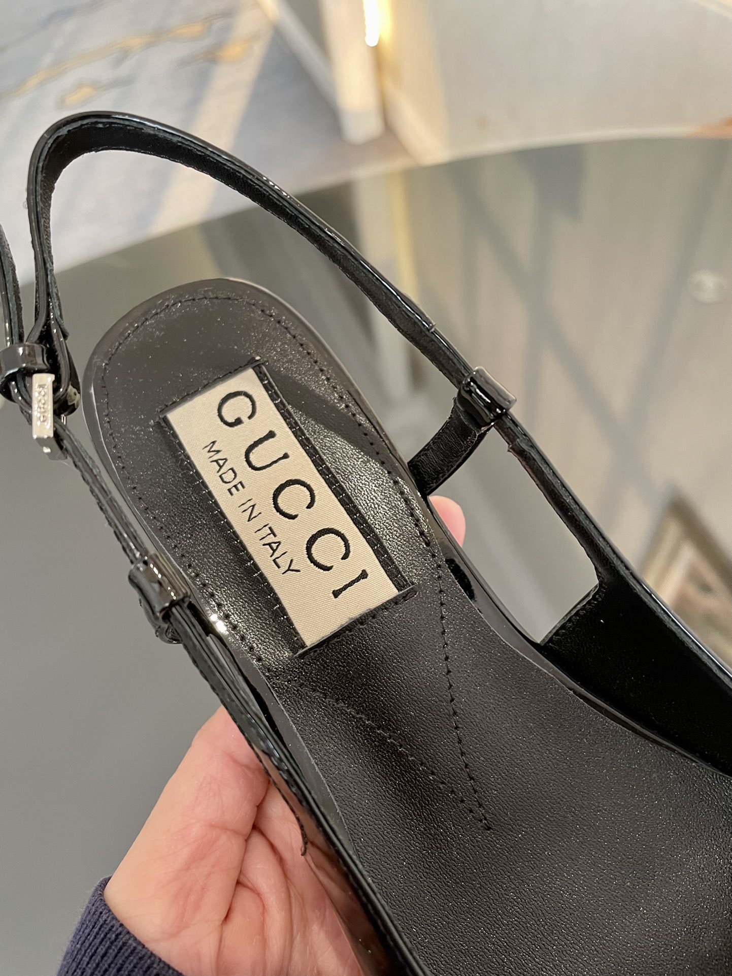 GUCCI SANDALS