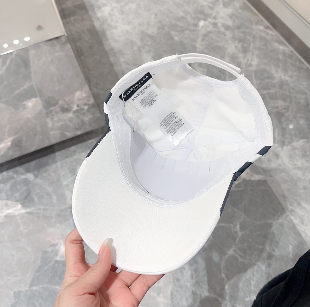 BALENCIAGA Hat