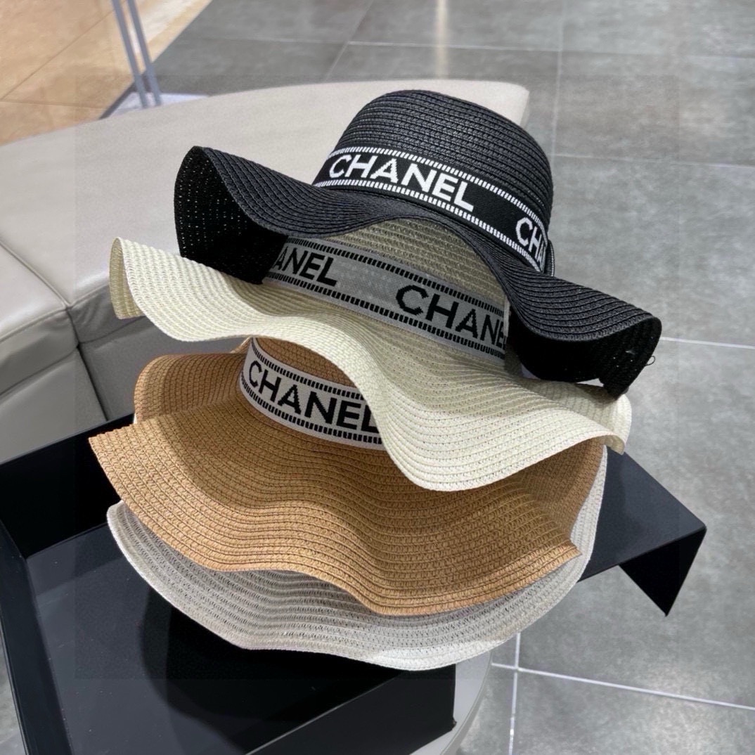 CHANEL Straw sun cap