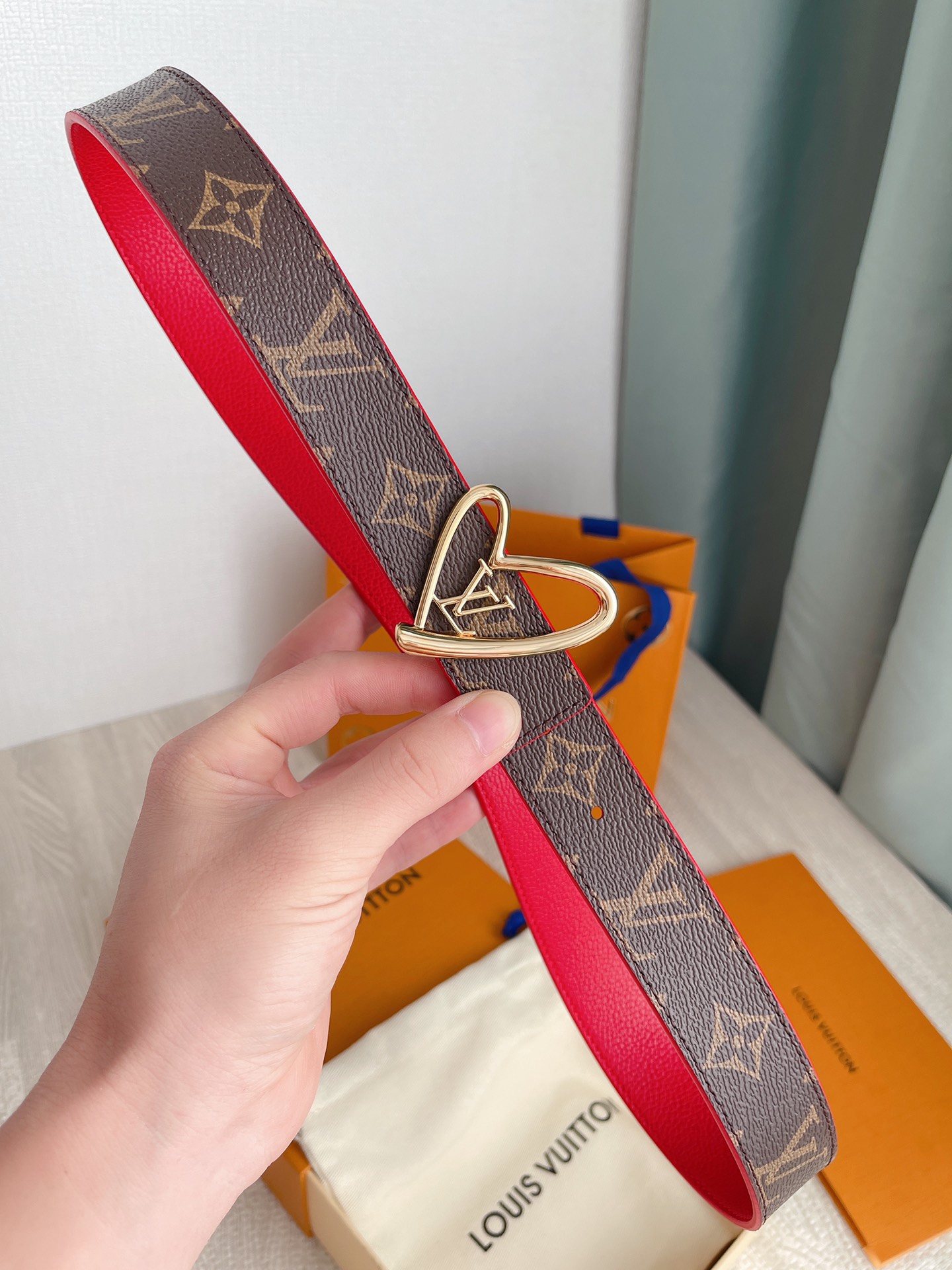 lv Belt