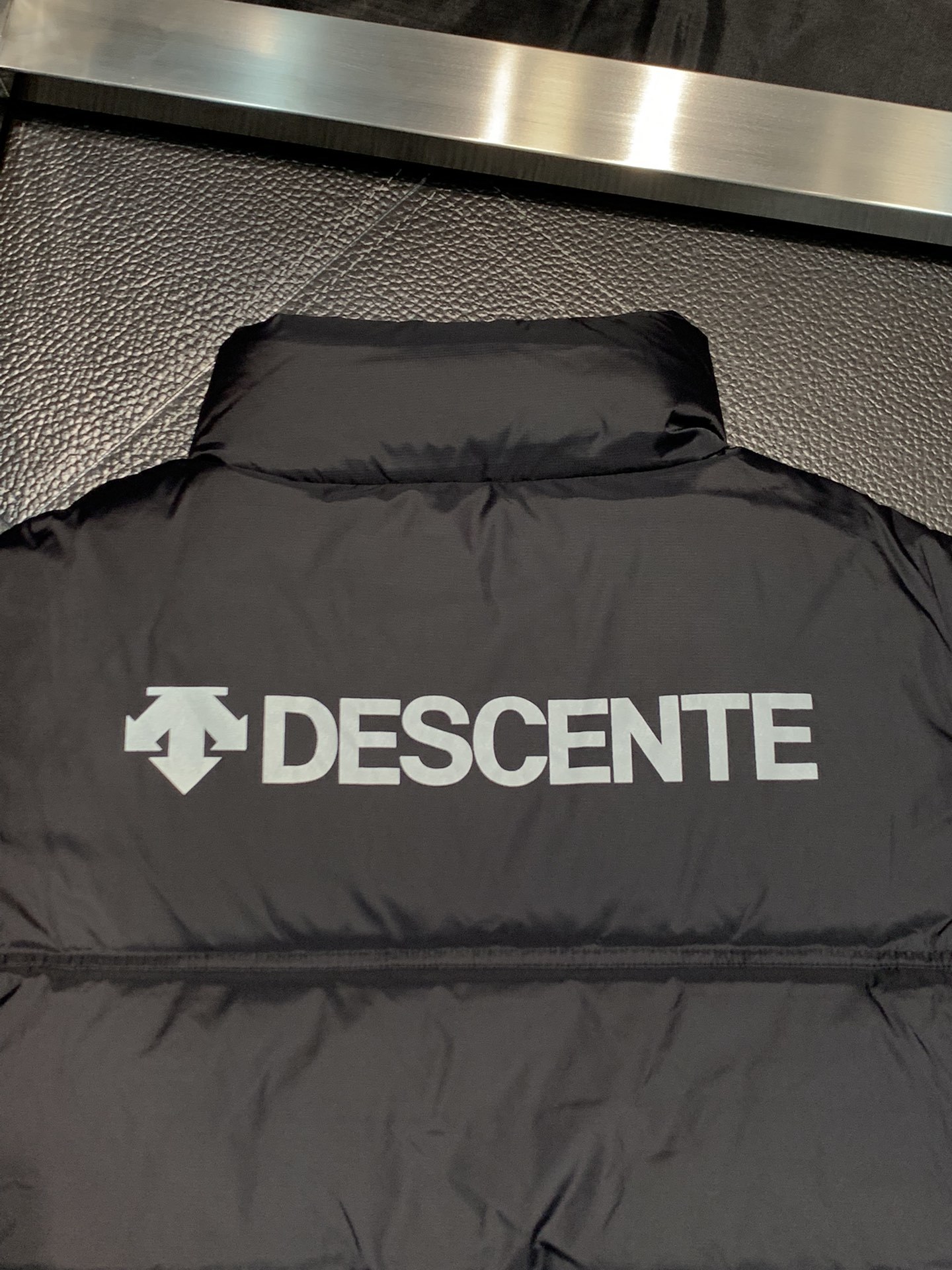 DESCENTE jacket