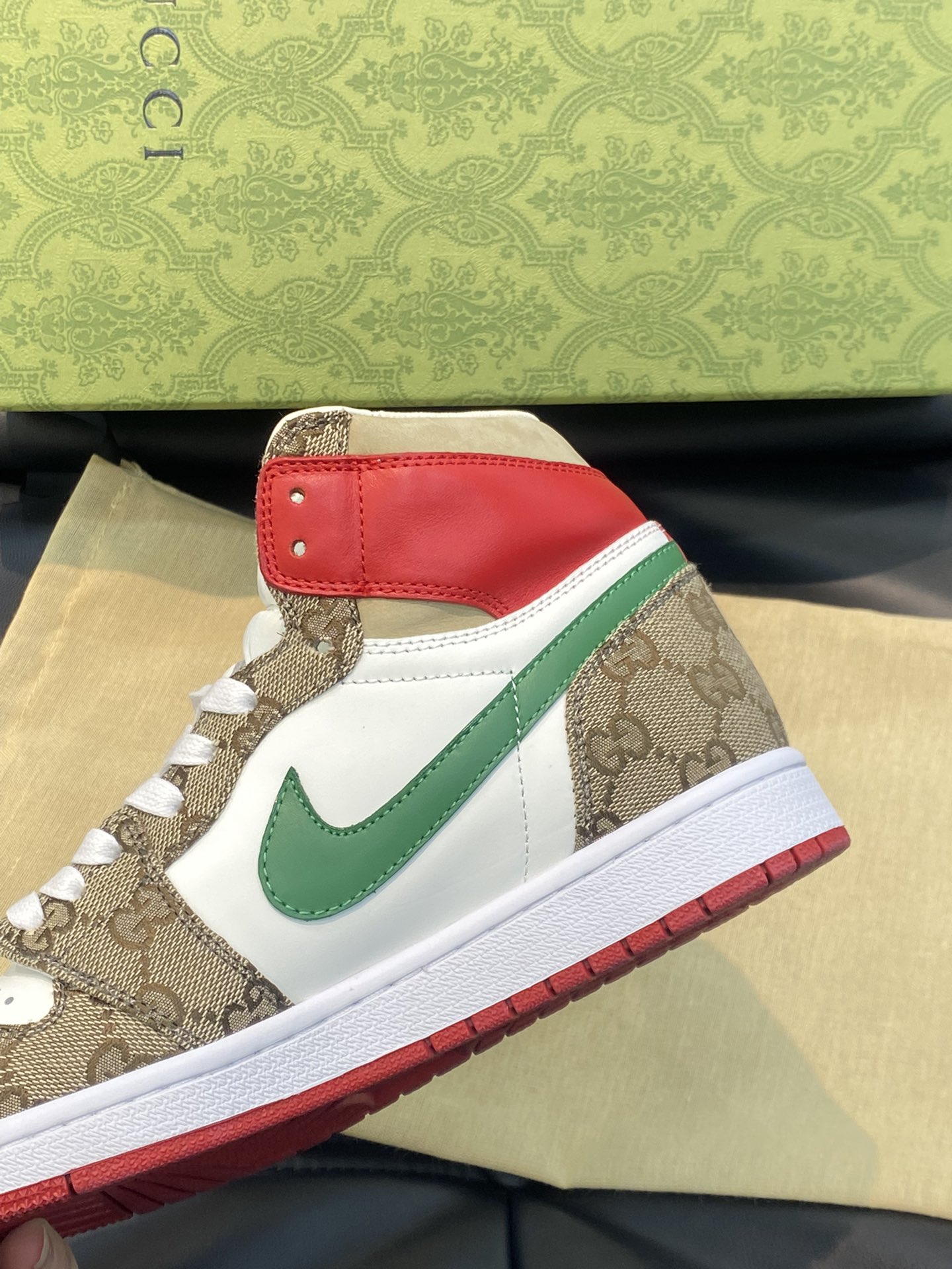 Gucci x nike high-top 🆕 casual sneakers for men