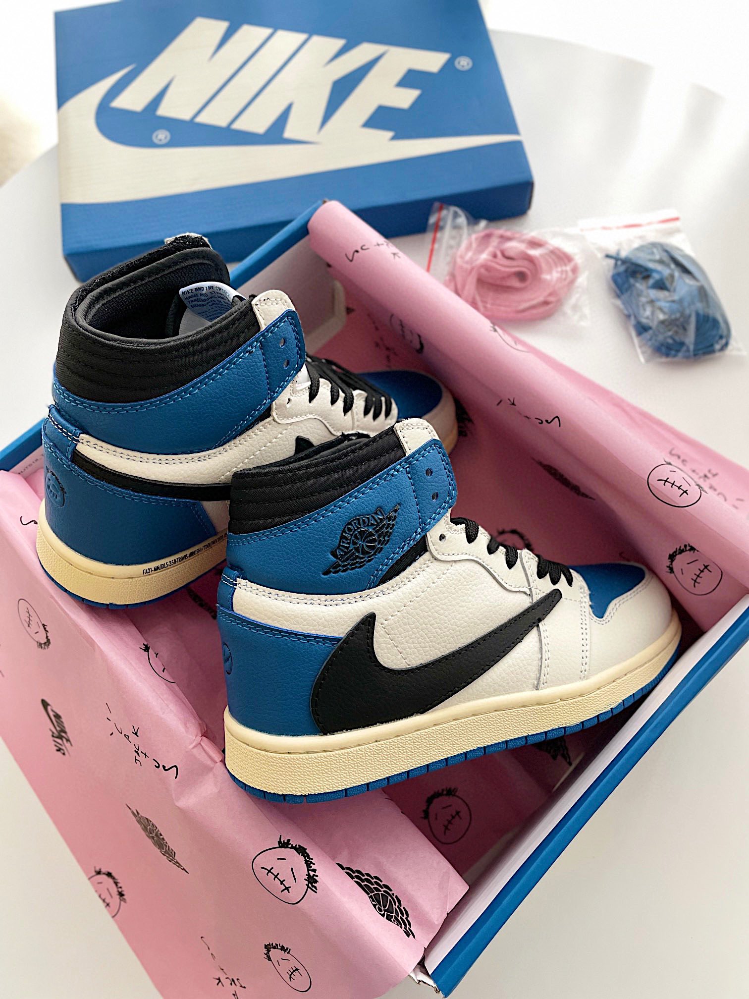 NIKE Three-party co-branded TS barbed children's shoes