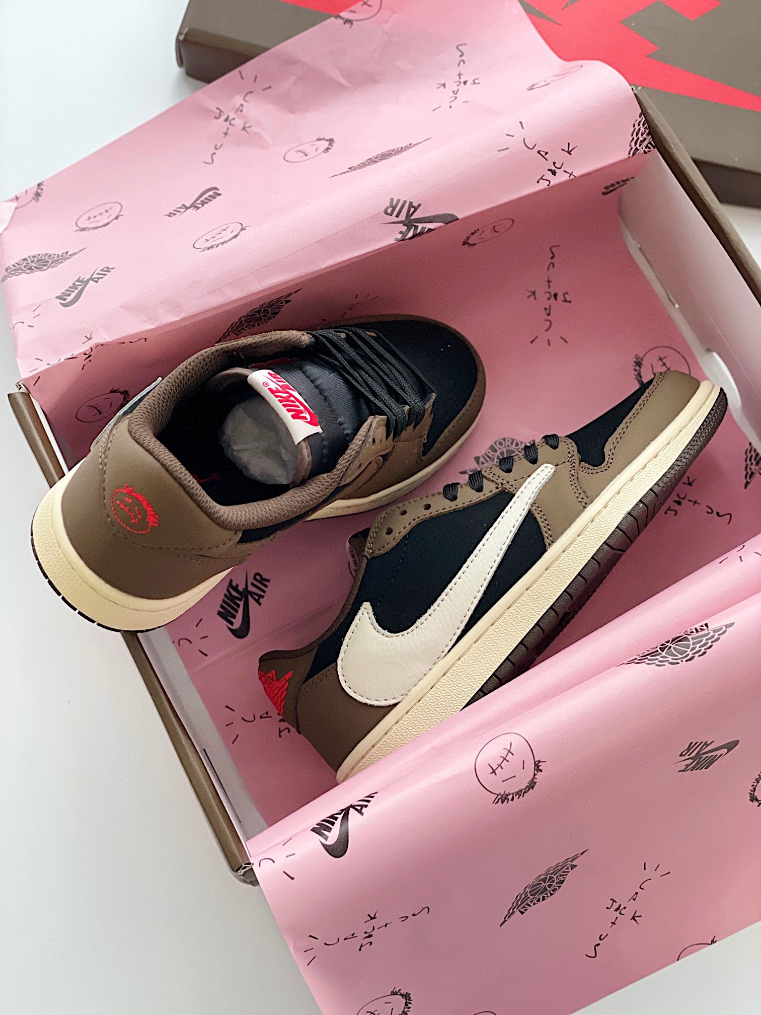 NIKE Three-party co-branded TS barbed children's shoes