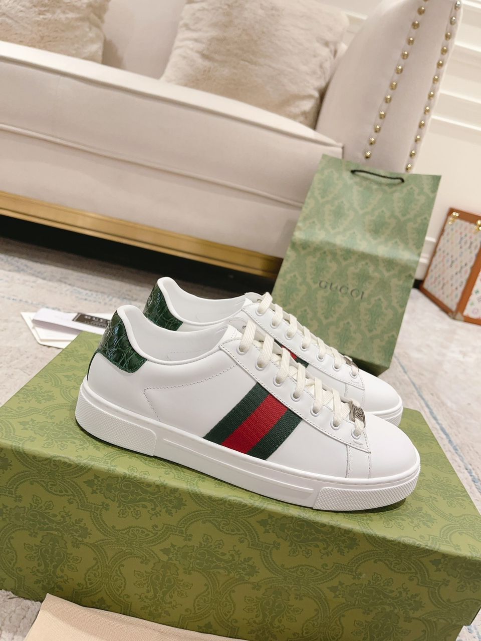 GUCCI Sneakers