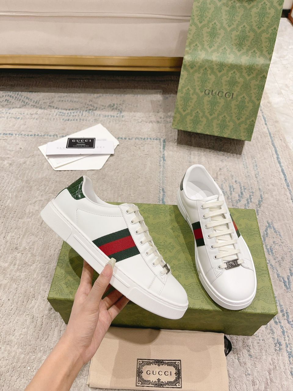 GUCCI Sneakers