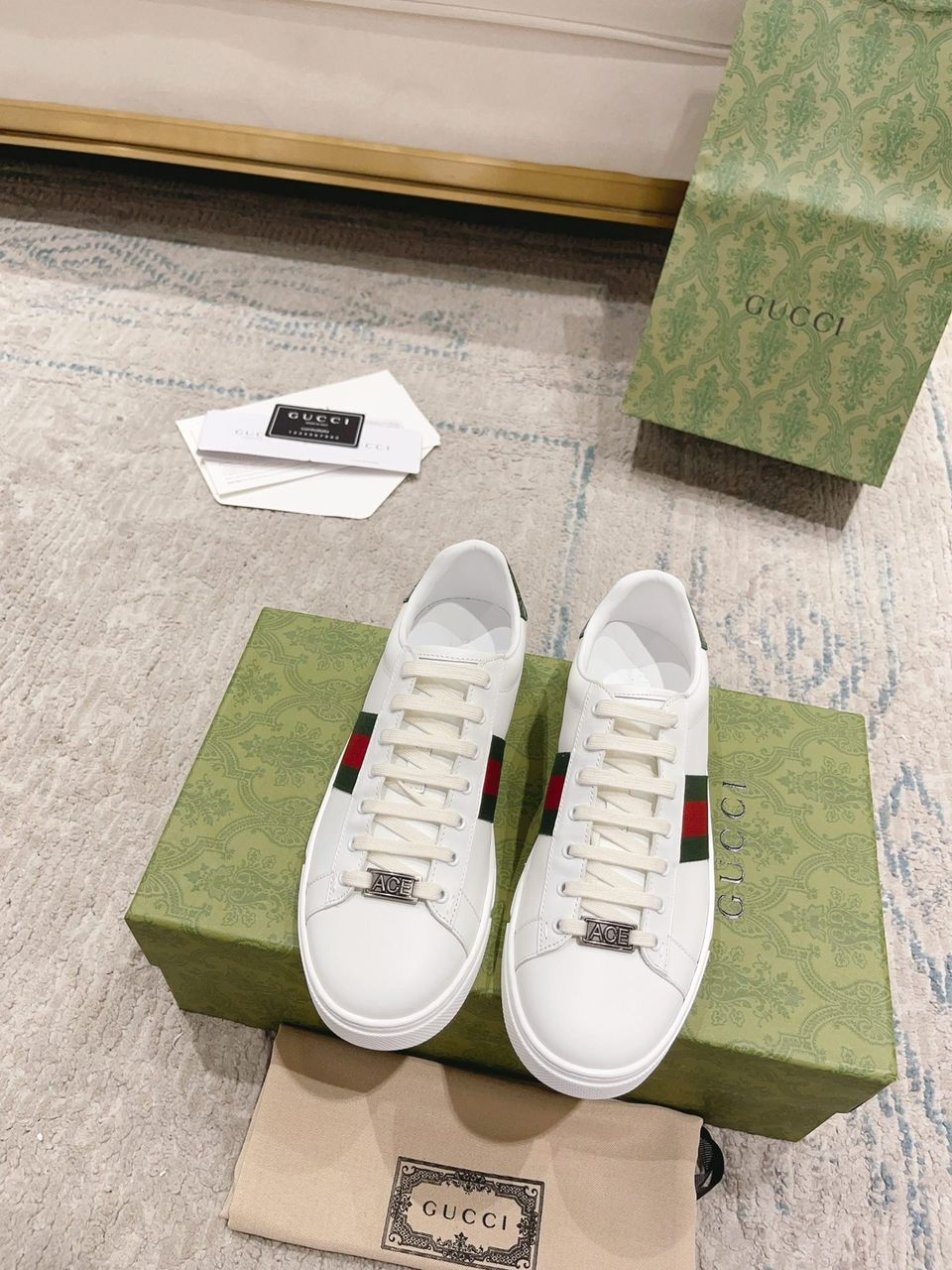 GUCCI Sneakers