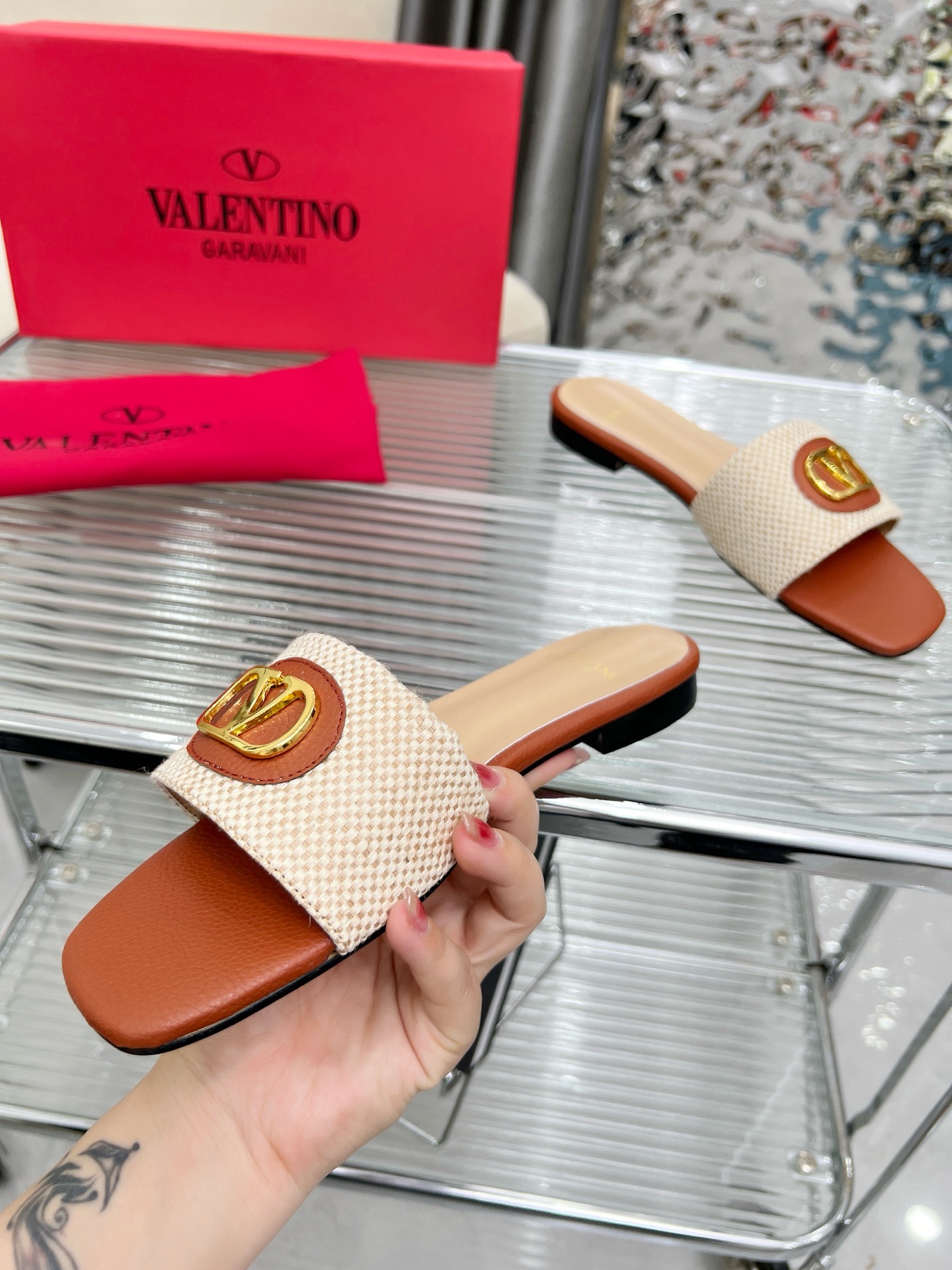 VALENTINO Slippers