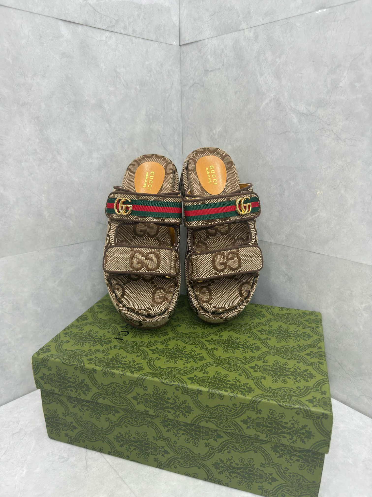 GUCCI Slippers