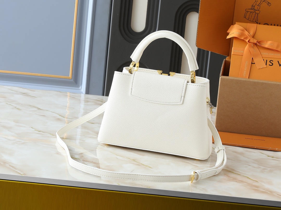 LV Capucines BB Handbags