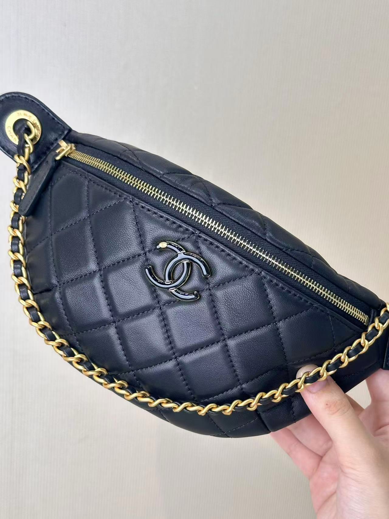 CHANEL Waist Bag