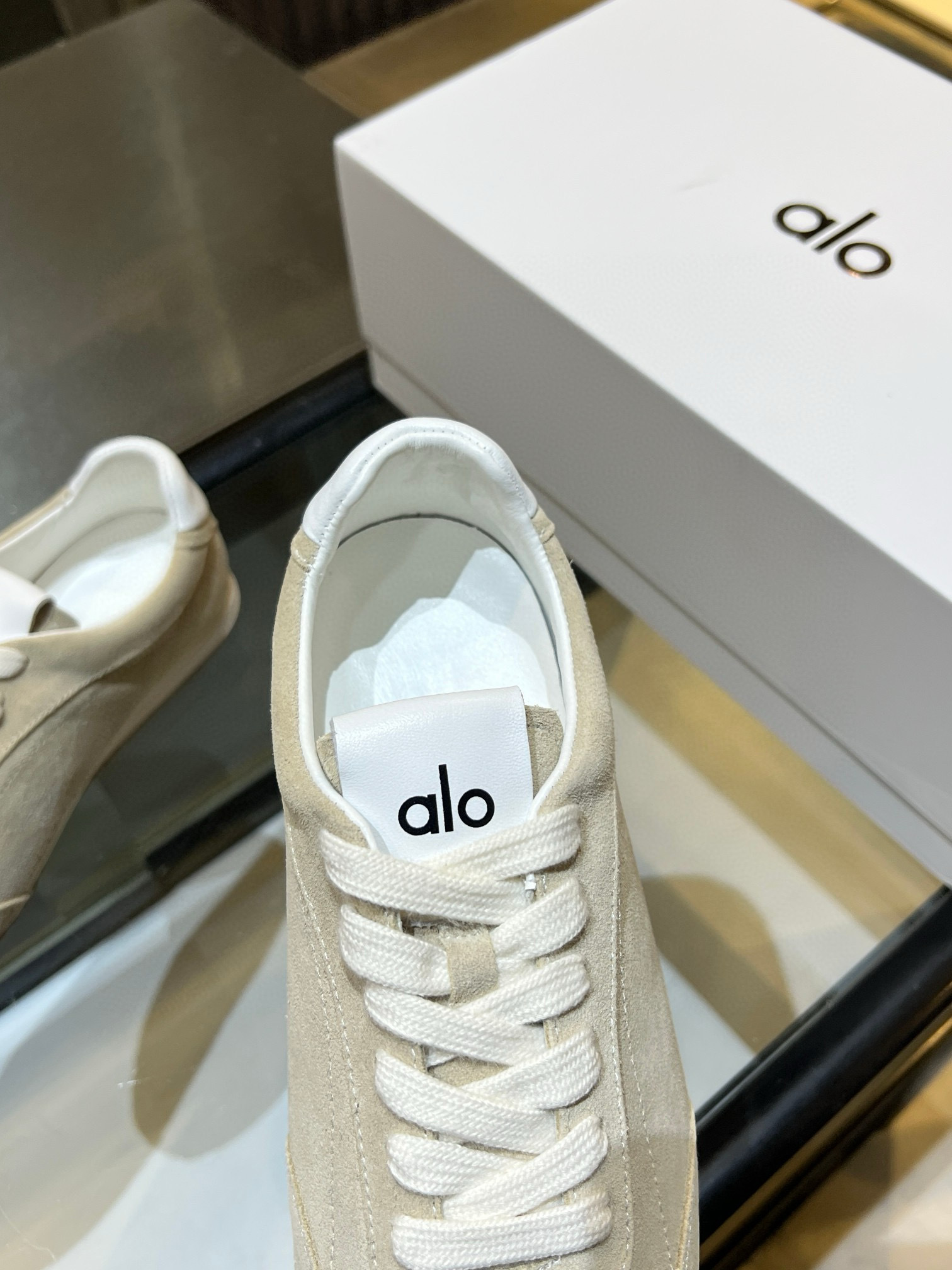 ALO Sneakers