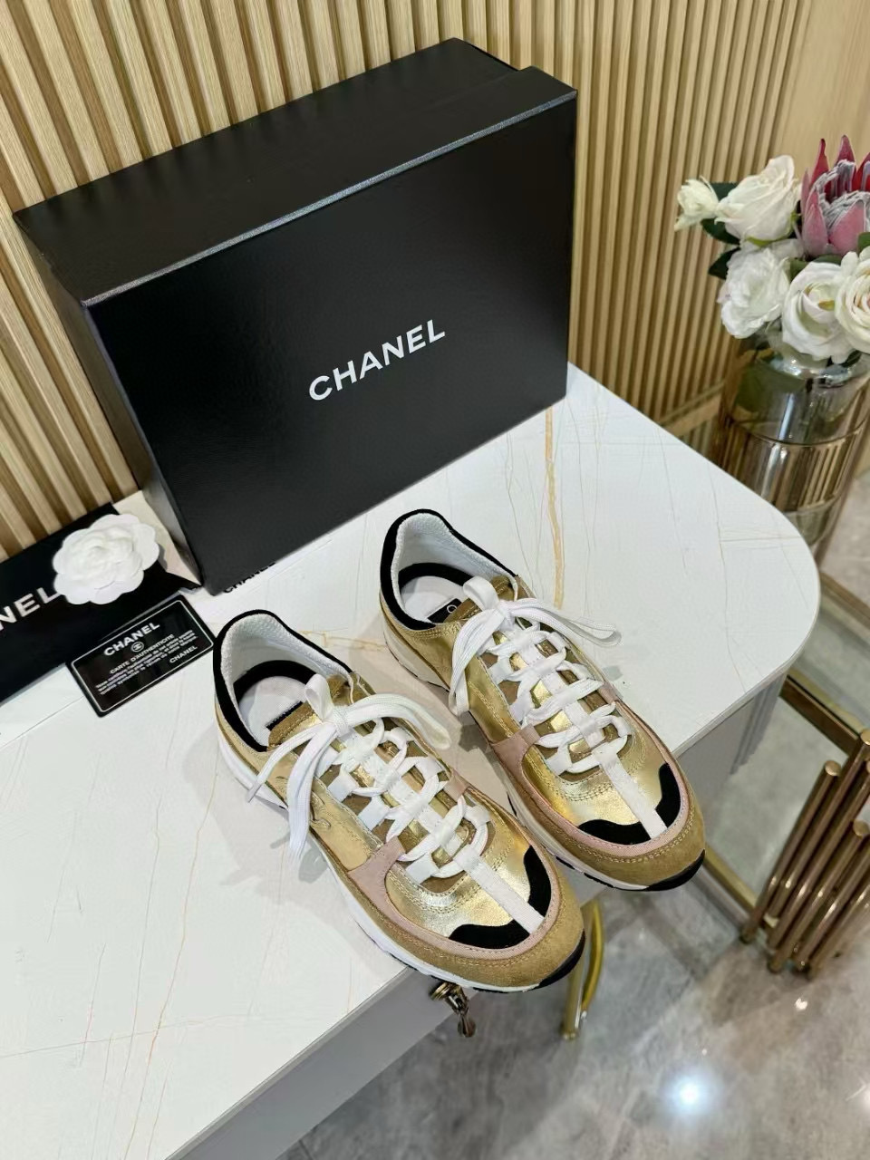 CHANEL Sneakers