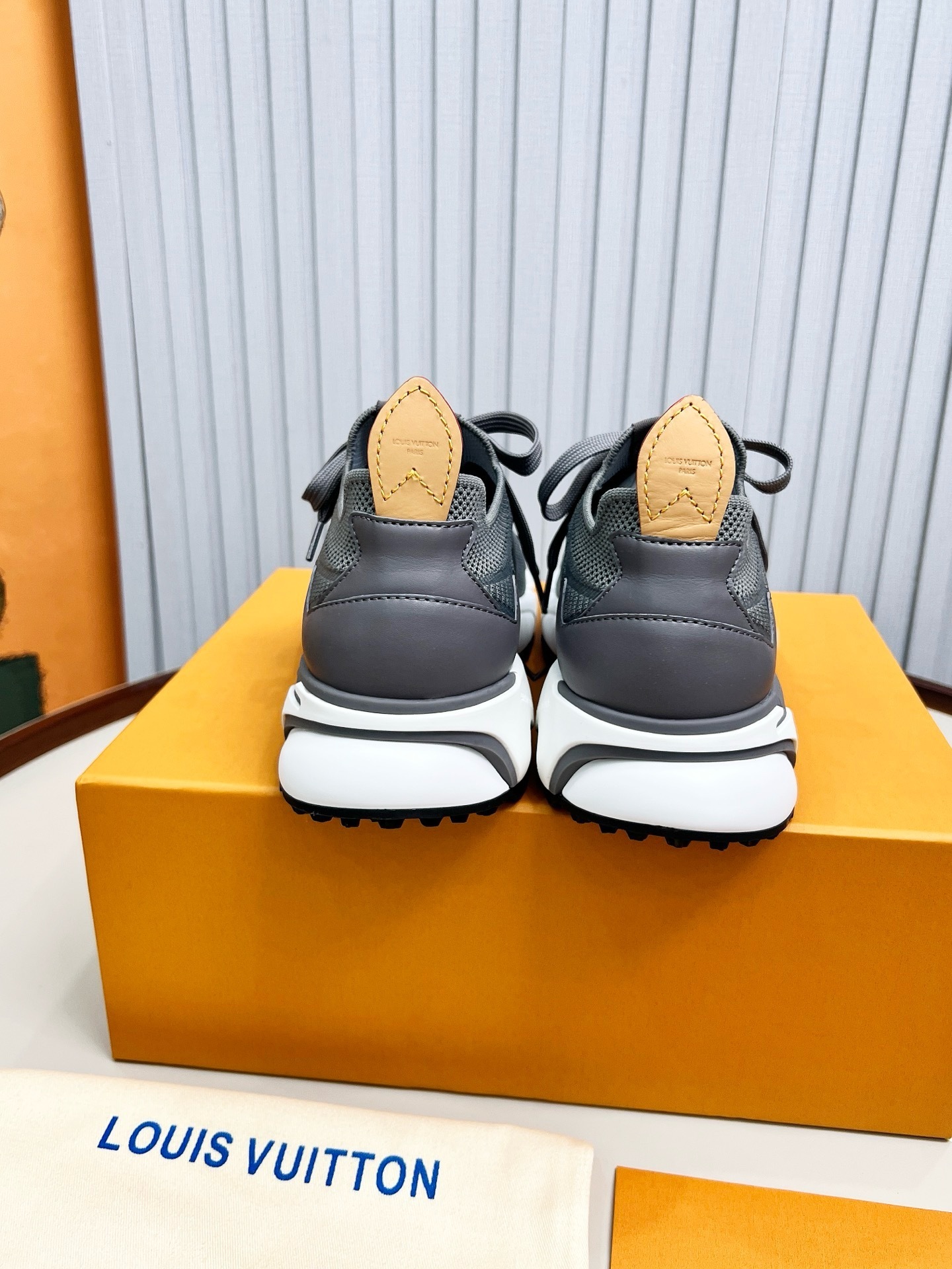 LV Runner Tatic Sneakers